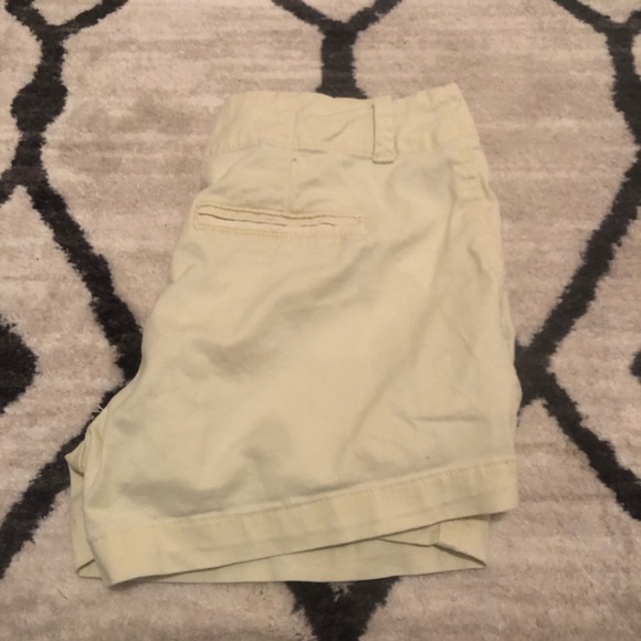Yellow Maurices  7/8 shorts - Picture 2 of 3